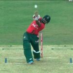 Shamim Hossain Credits AB de Villiers for Inspiring His Incredible No-Look Six